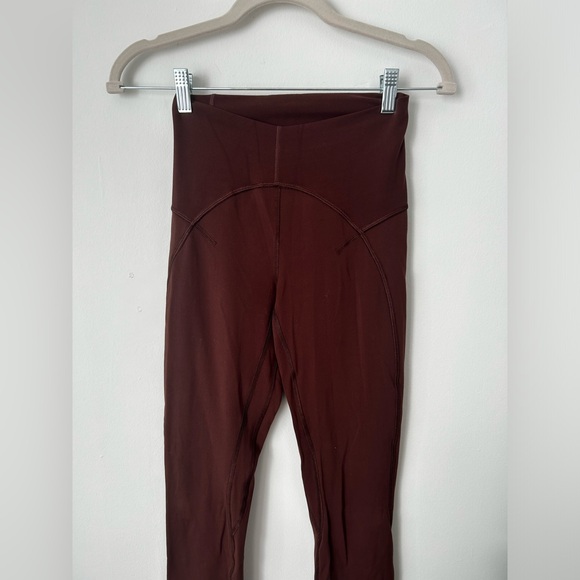 Lululemon unlimit leggings 25 inch leggings in brown earth. Size 4. - Picture 6 of 7